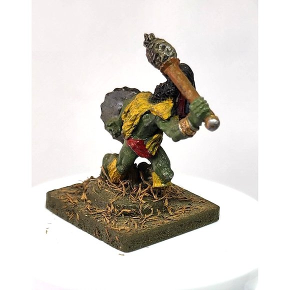 Vintage Orc Rare Stone Made Ogre Warrior With Spider Embossed Shield And Weapon - Picture 11 of 16